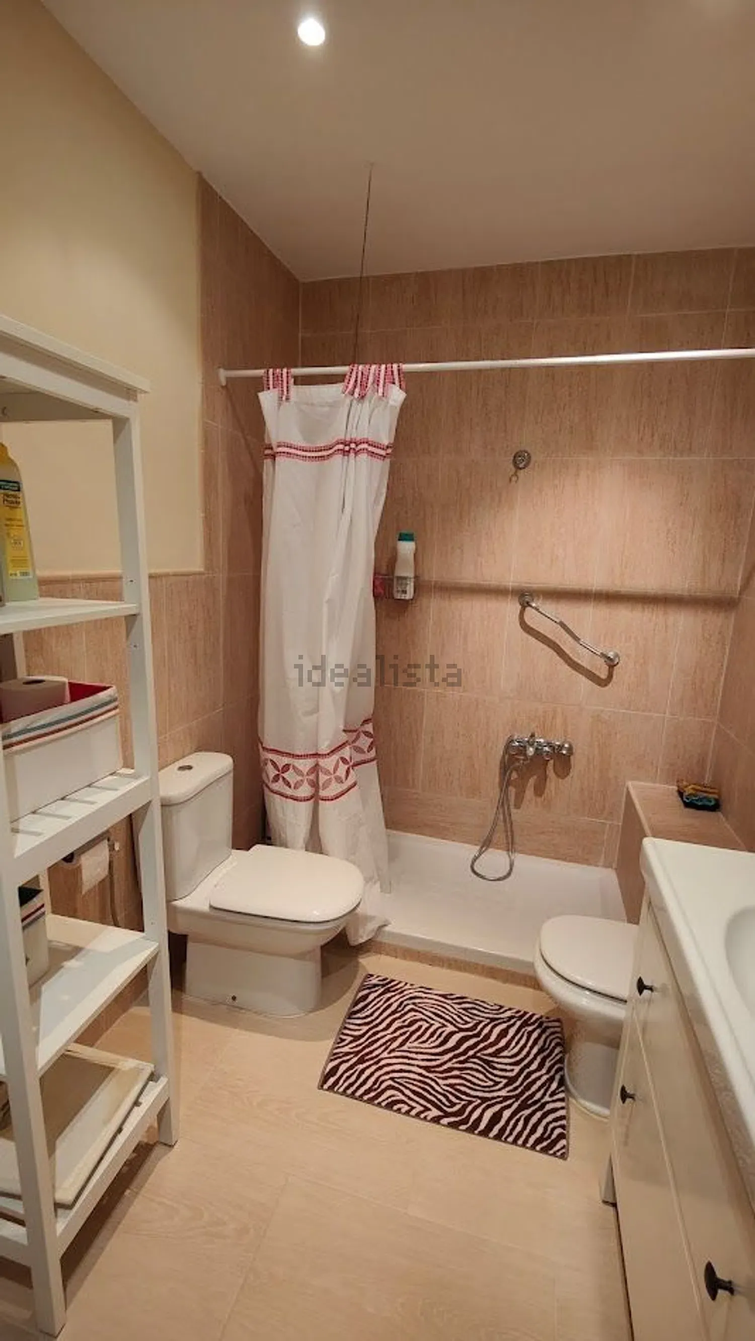 Imagen Baño de chalet adosado en Barrio melilla, 33