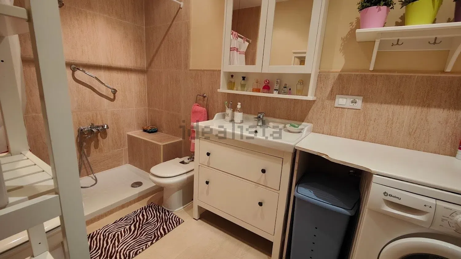 Imagen Baño de chalet adosado en Barrio melilla, 33