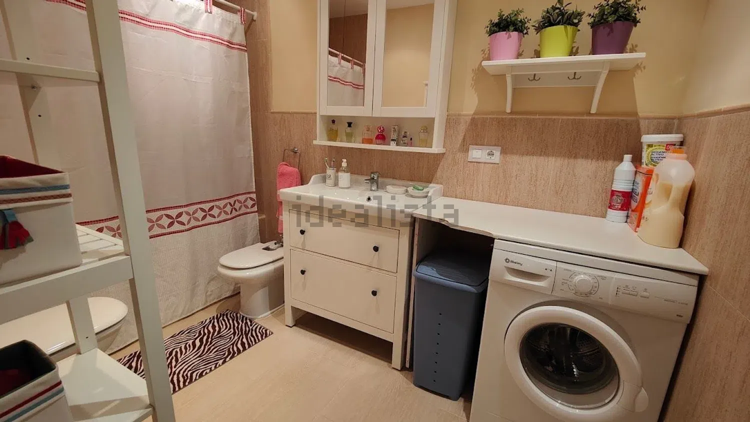 Imagen Baño de chalet adosado en Barrio melilla, 33