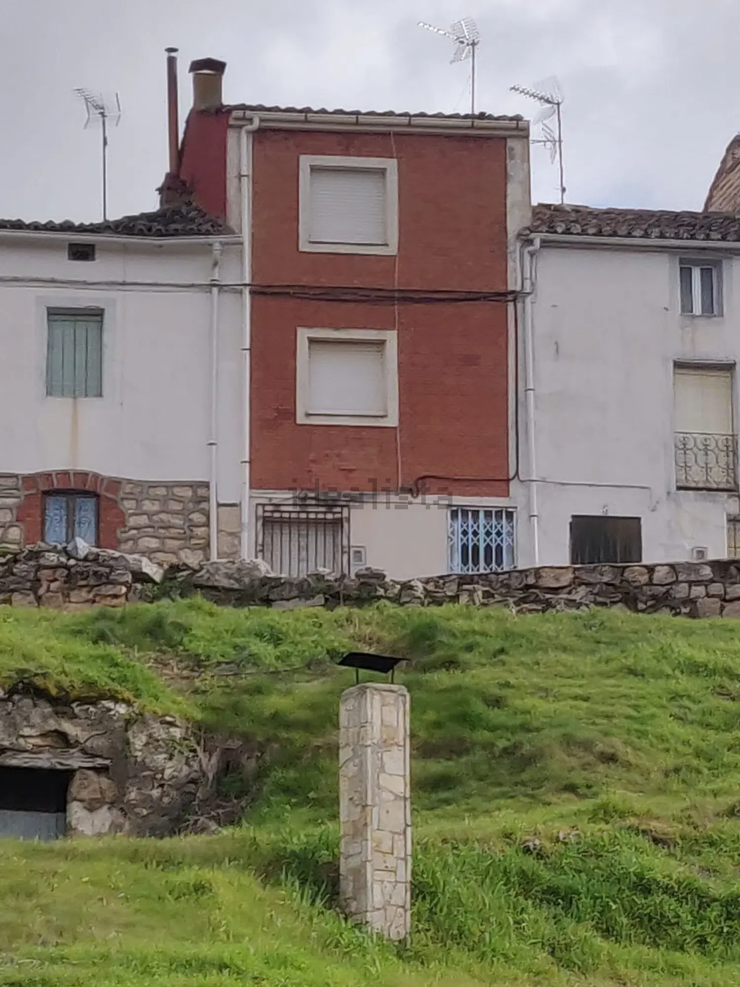 Imagen Fachada de casa de pueblo en Calle El Campillo, 5