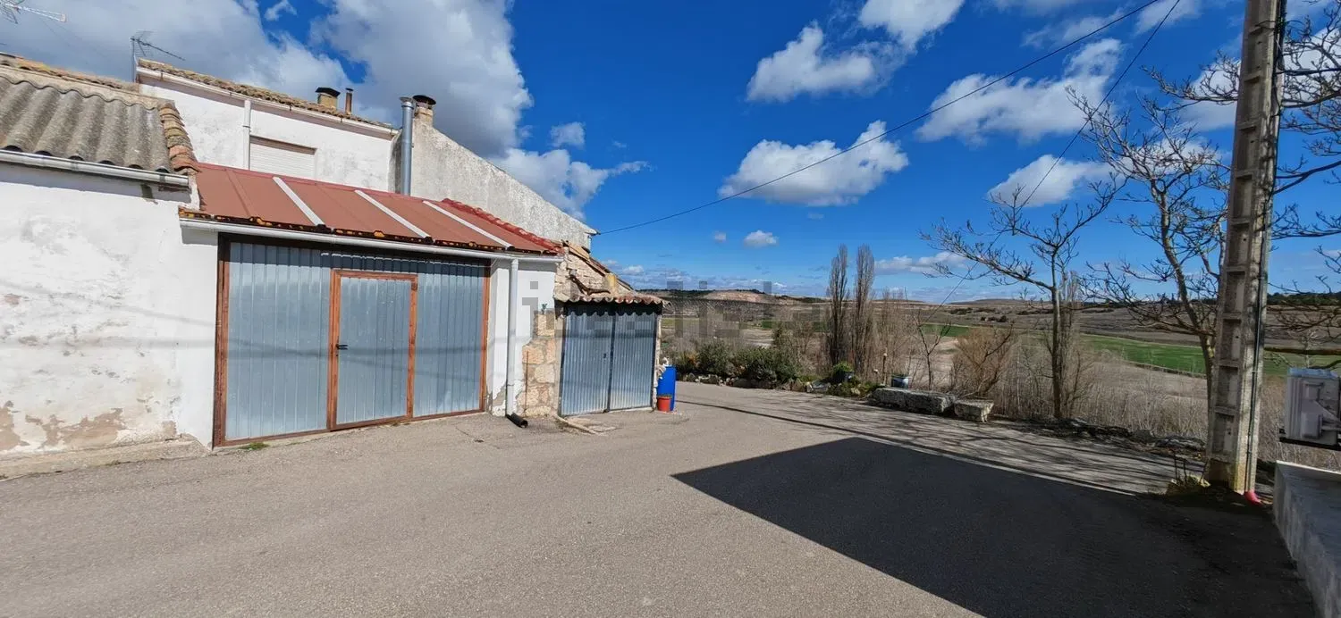 Imagen Fachada de casa de pueblo en Calle El Campillo, 5