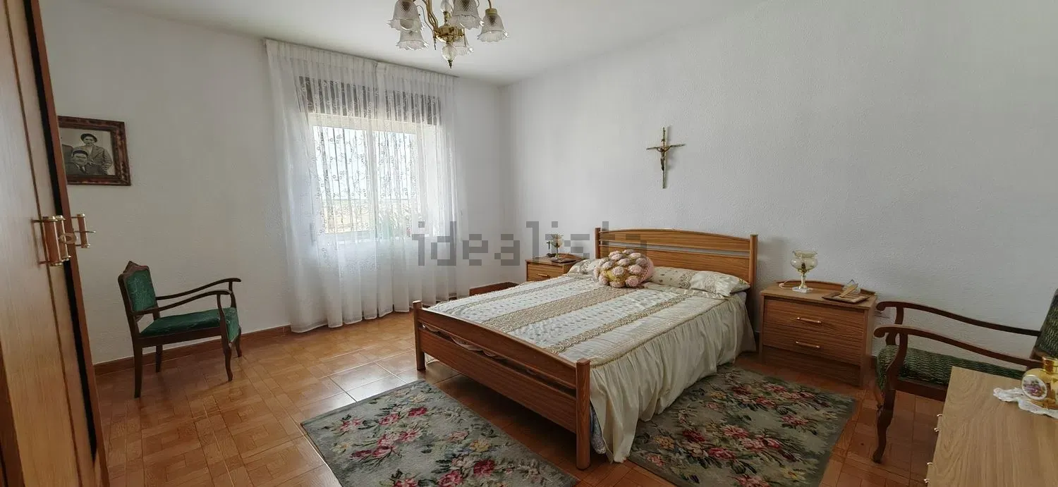 Imagen Dormitorio de casa de pueblo en Calle El Campillo, 5