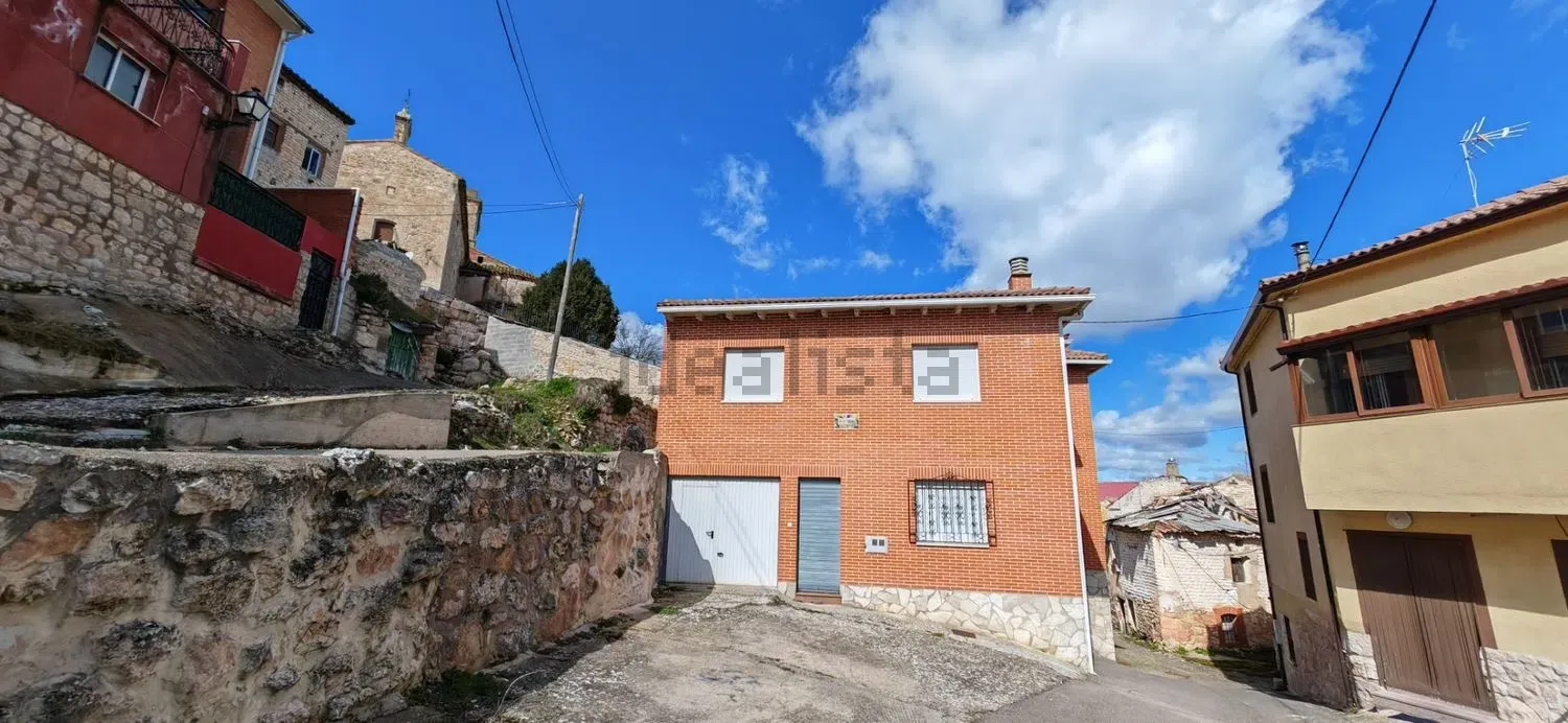 Imagen Fachada de casa o chalet independiente en Calle el Mesón, 10