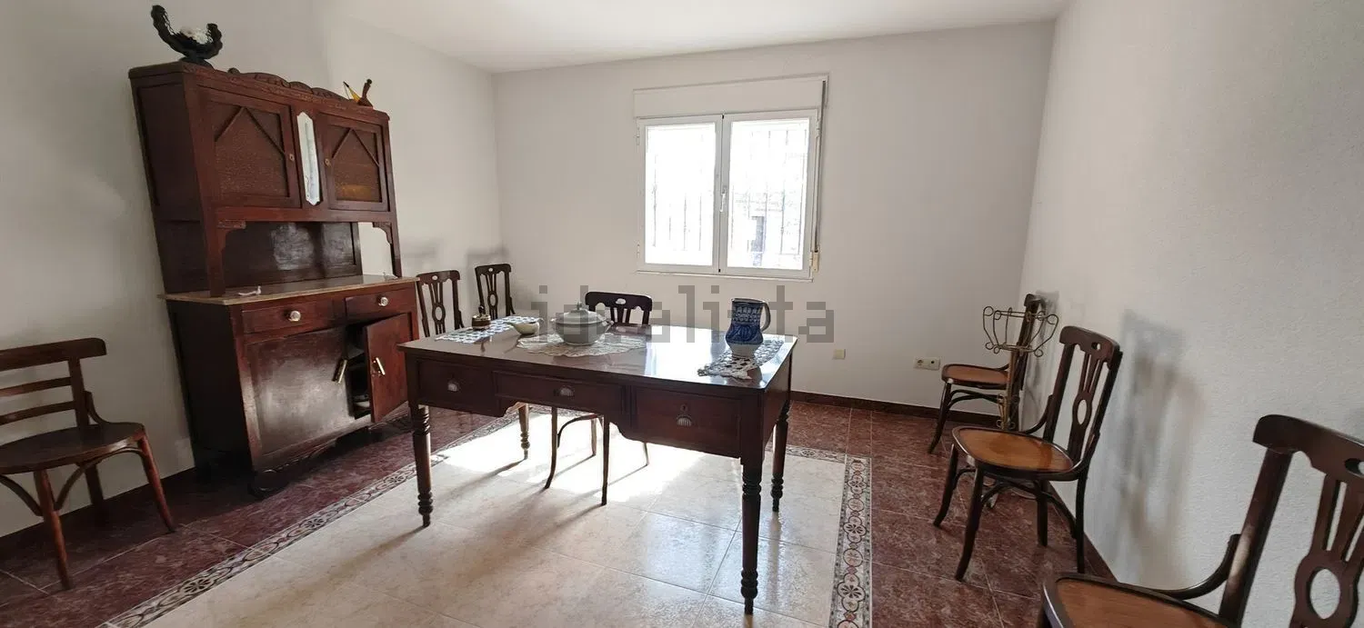 Imagen Salón de casa o chalet independiente en Calle el Mesón, 10