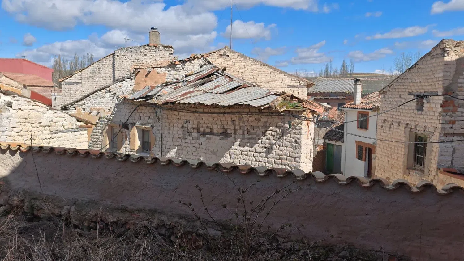 Imagen Fachada de casa o chalet independiente en Calle el Mesón, 10