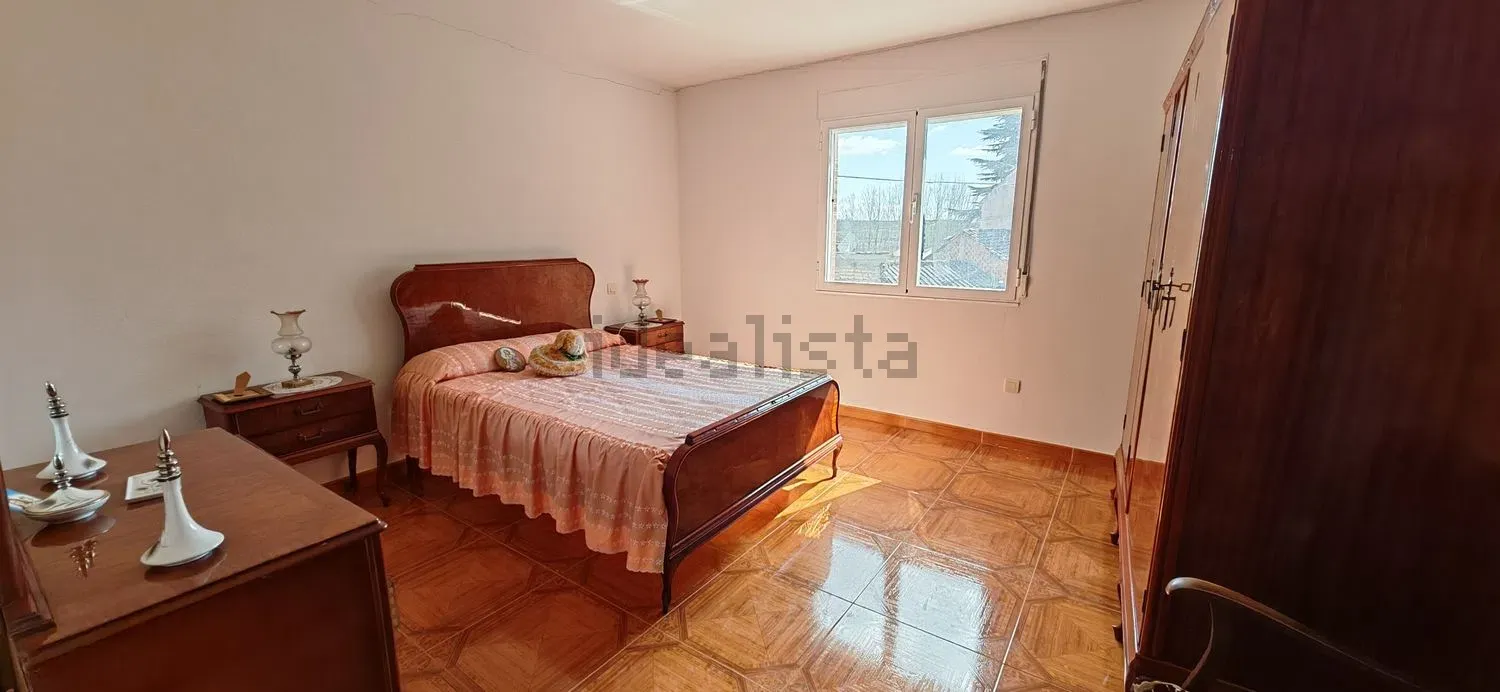 Imagen Dormitorio de casa o chalet independiente en Calle el Mesón, 10