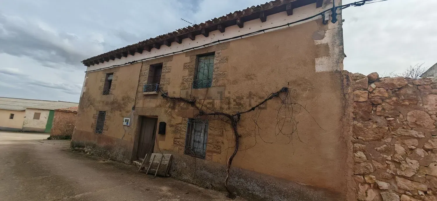 Imagen Fachada de casa de pueblo en CL Mayor (villoviado), 13