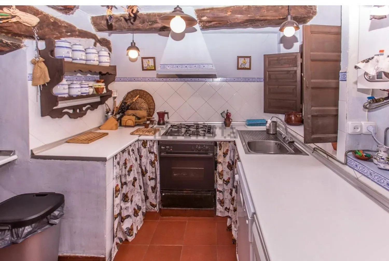 Imagen Cocina de casa rural en CL La Fuente, 13