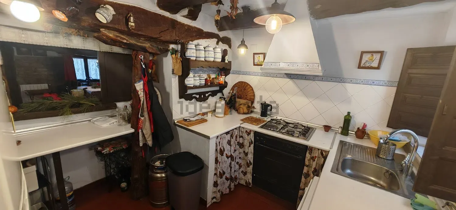 Imagen de casa rural en CL La Fuente, 13