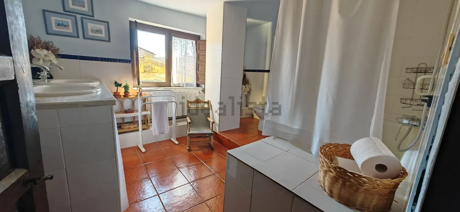 Imagen Salón de casa rural en CL La Fuente, 13