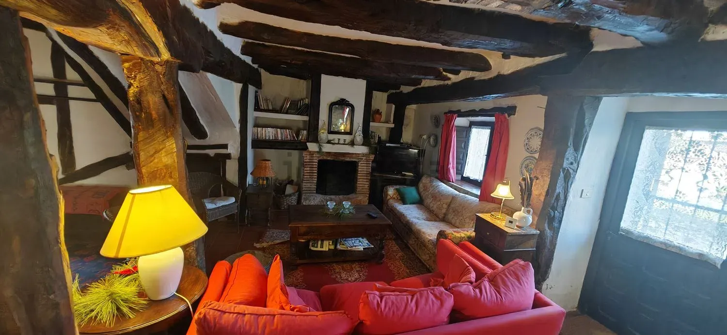 Imagen Salón de casa rural en CL La Fuente, 13