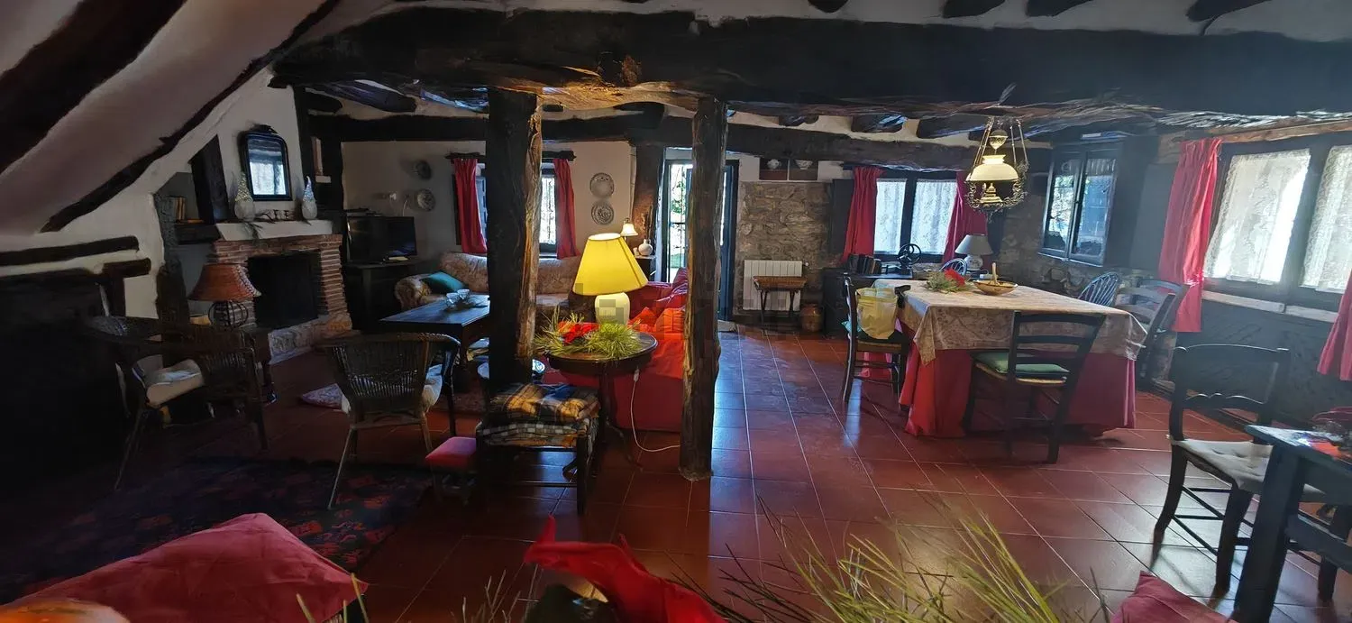 Imagen de casa rural en CL La Fuente, 13