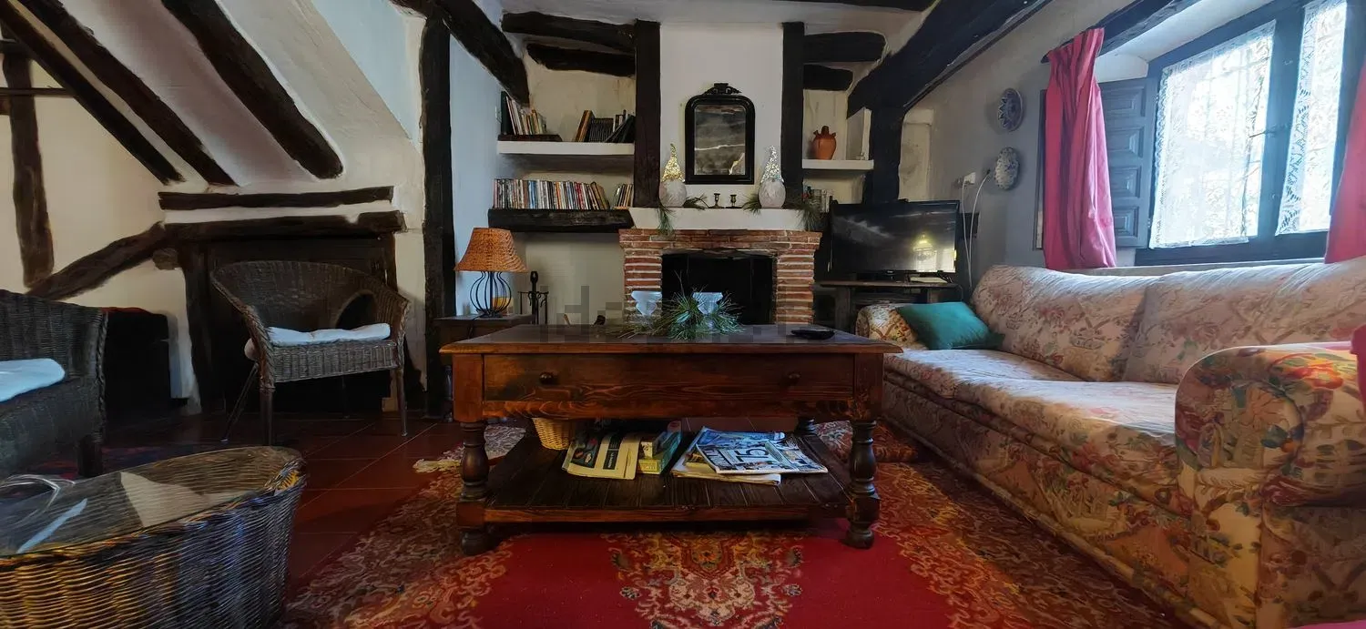 Imagen Salón de casa rural en CL La Fuente, 13