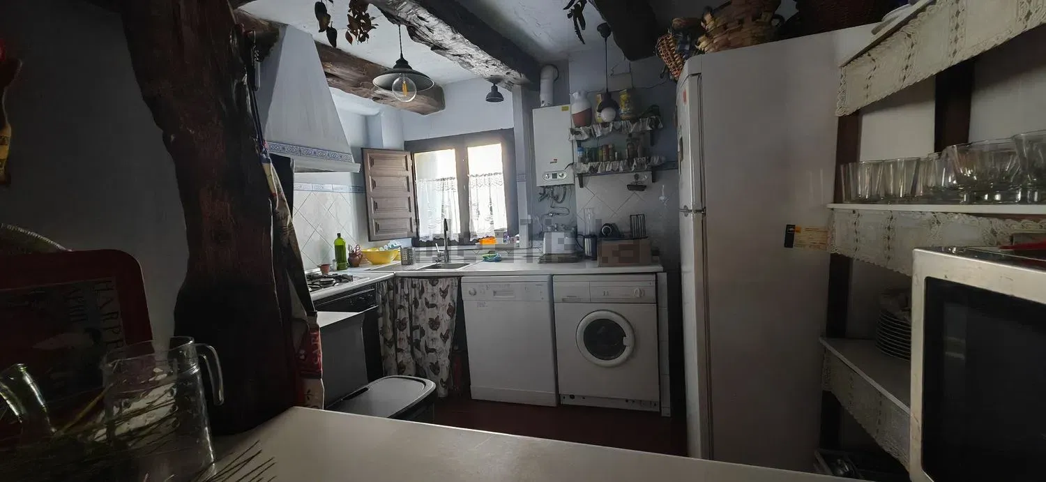 Imagen Cocina de casa rural en CL La Fuente, 13