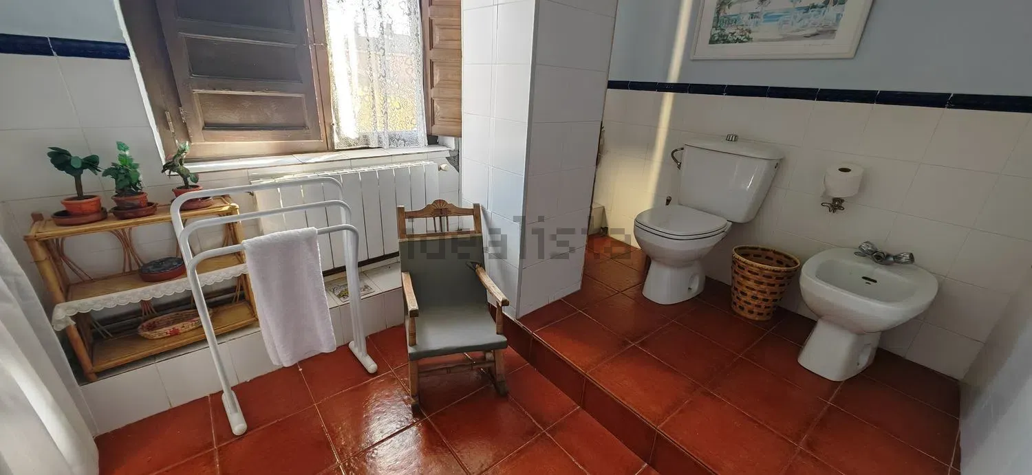 Imagen de casa rural en CL La Fuente, 13