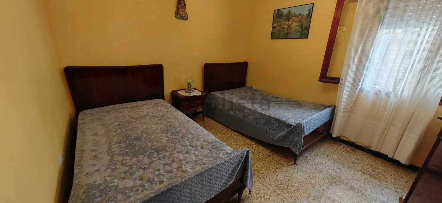 Imagen Dormitorio de casa o chalet independiente en Calle Real, 2