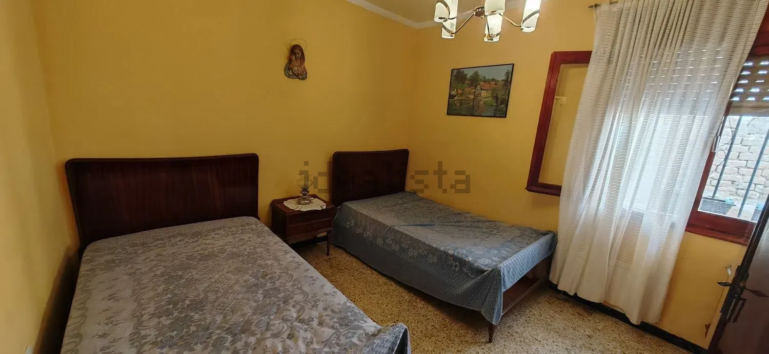 Imagen Dormitorio de casa o chalet independiente en Calle Real, 2