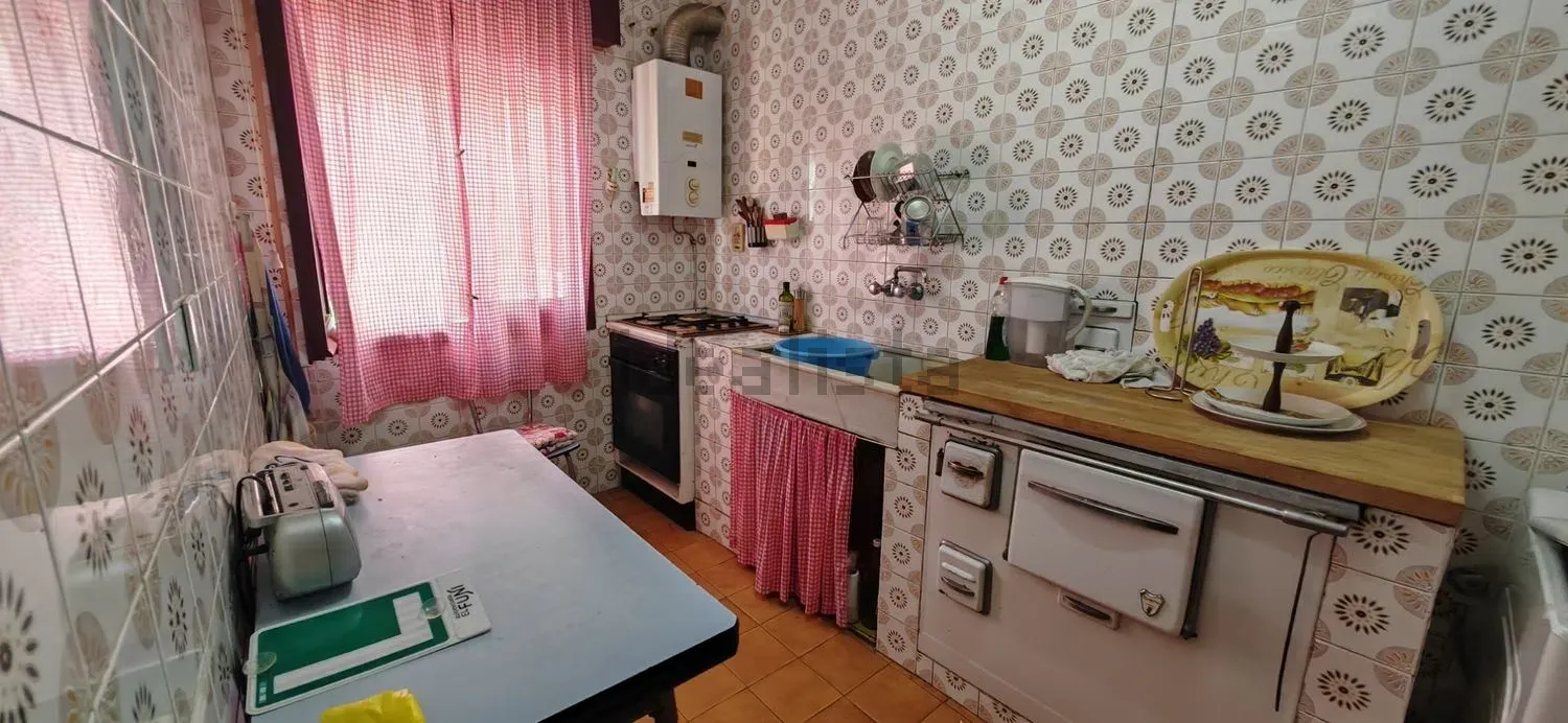 Imagen Cocina de casa o chalet independiente en Calle Real, 2