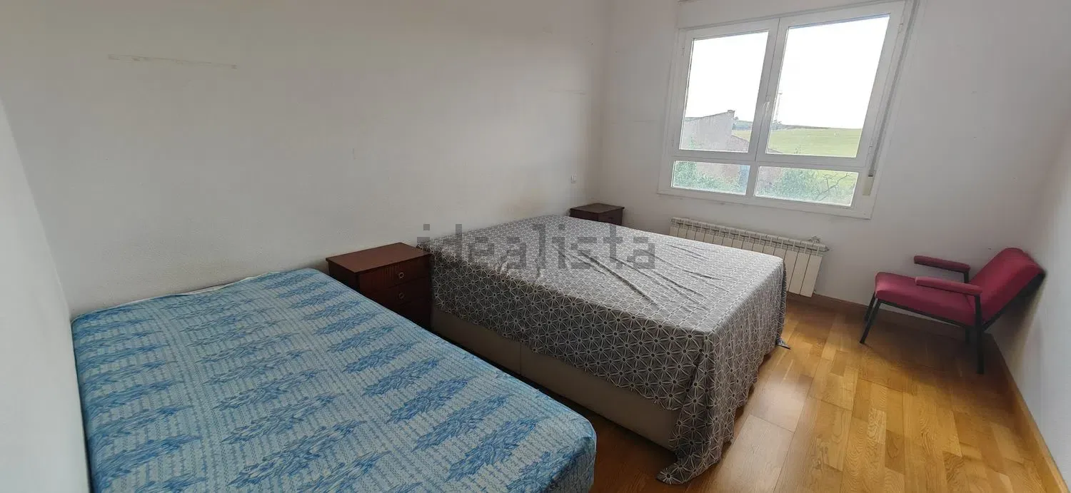 Imagen Dormitorio de chalet adosado en San Francisco, 35