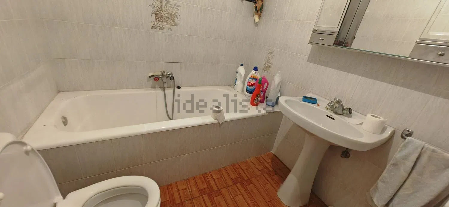 Imagen Baño de chalet adosado en Real Abajo, 2