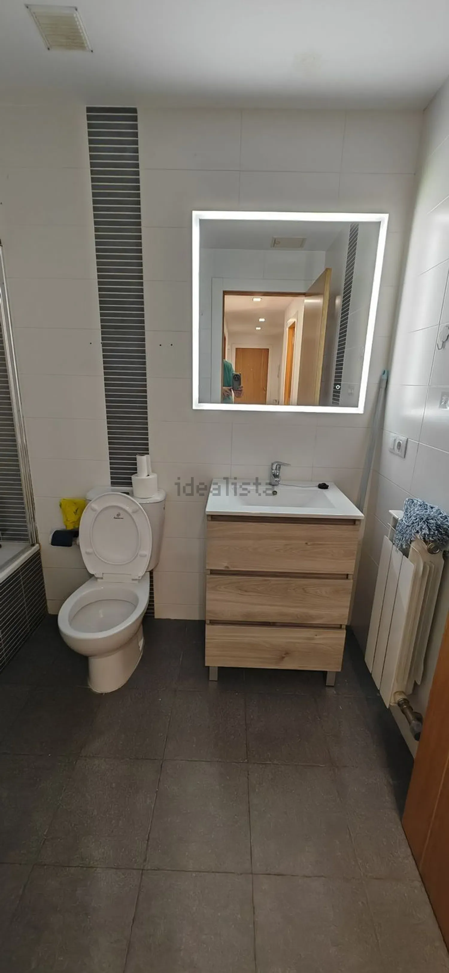 Imagen Baño de piso en Santo Domingo, 33