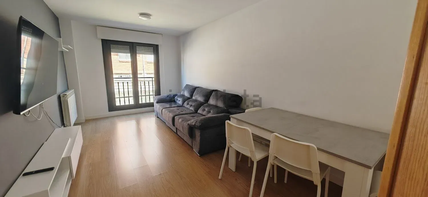 Imagen Salón de piso en Santo Domingo, 33