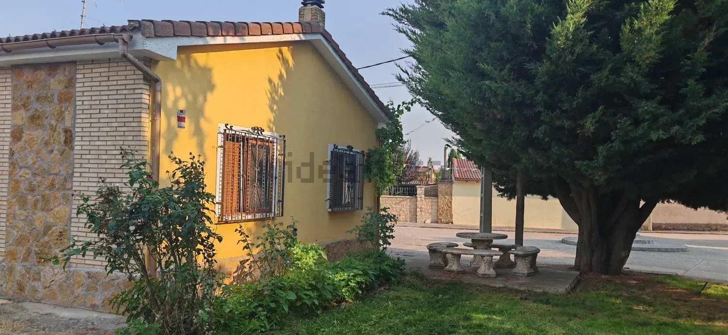 Imagen Fachada de casa de pueblo en Mayor(santillan Del Agua), 1