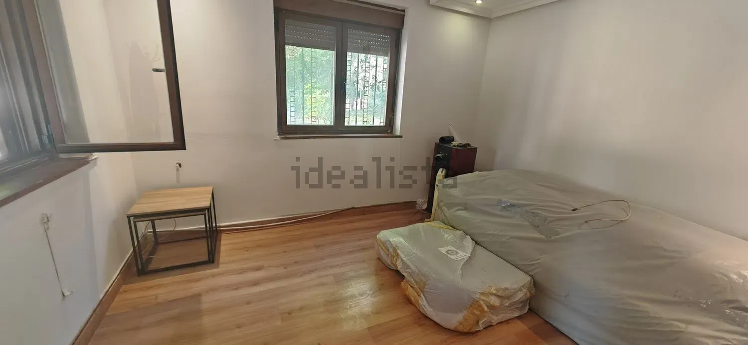 Imagen Dormitorio de casa de pueblo en Mayor(santillan Del Agua), 1