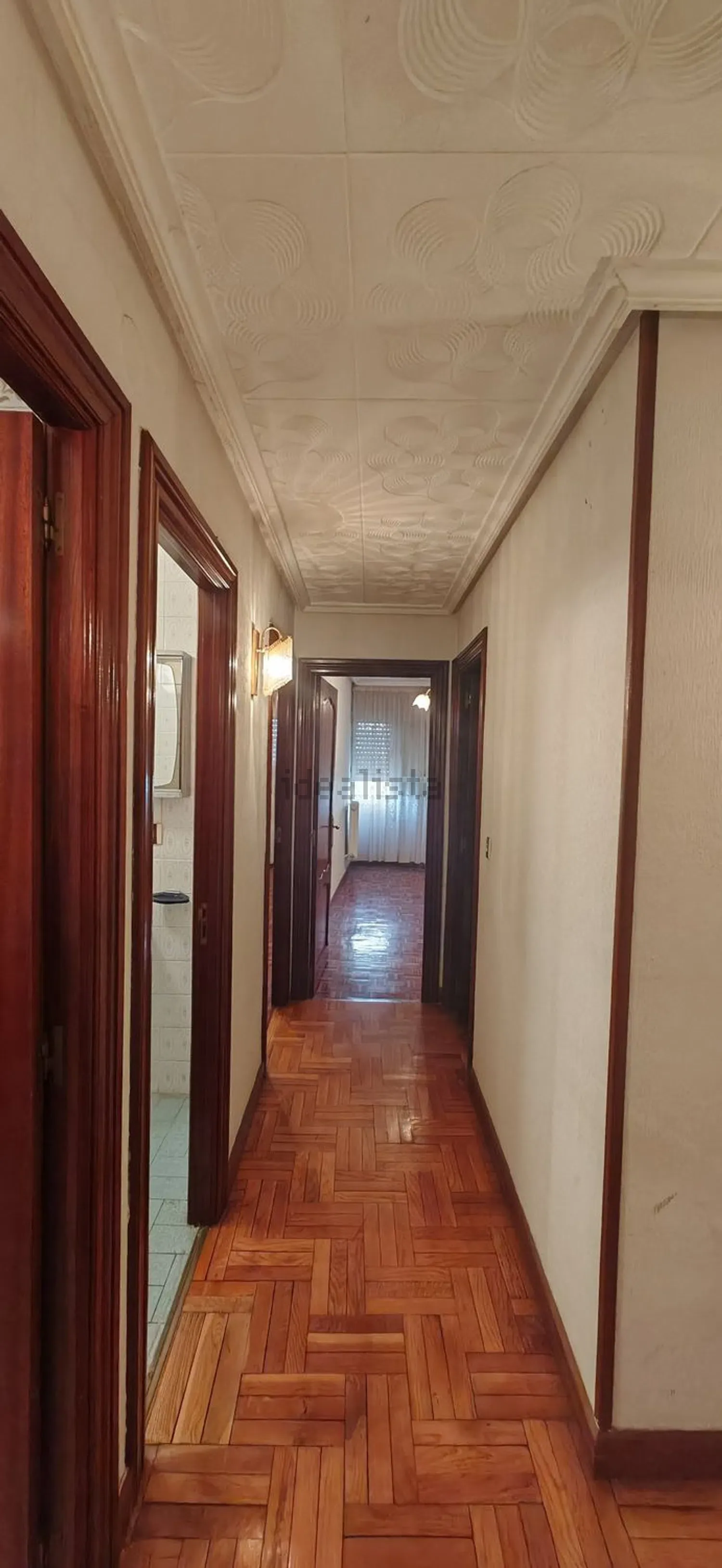 Imagen Pasillo de piso en Estacion, 2