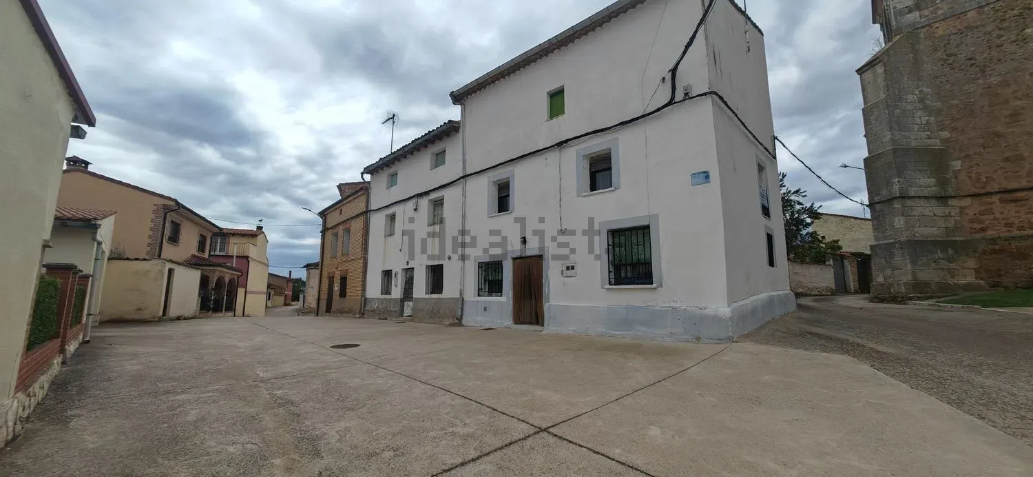 Casa de pueblo en Cementerio 2, Santa Inés