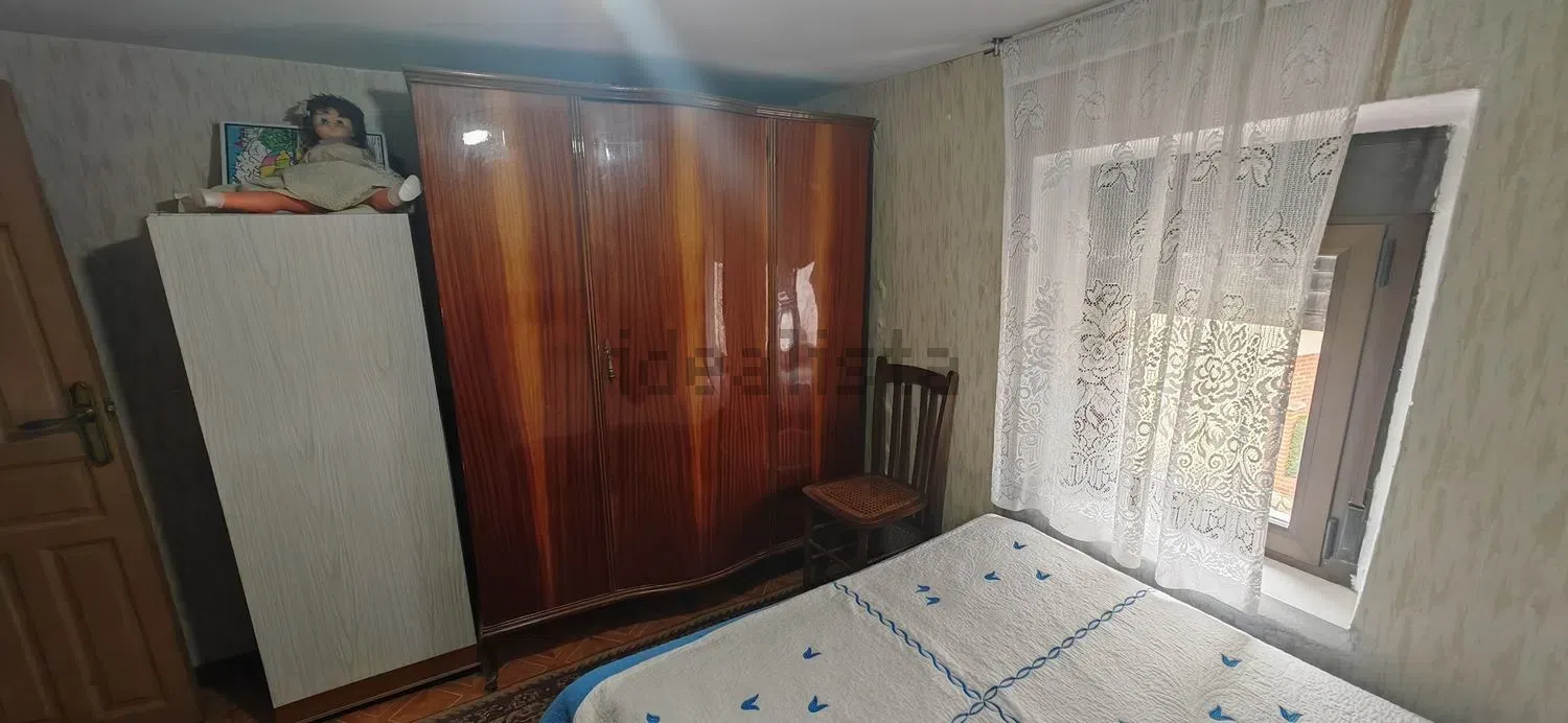Imagen Dormitorio de casa de pueblo en Cementerio, 2