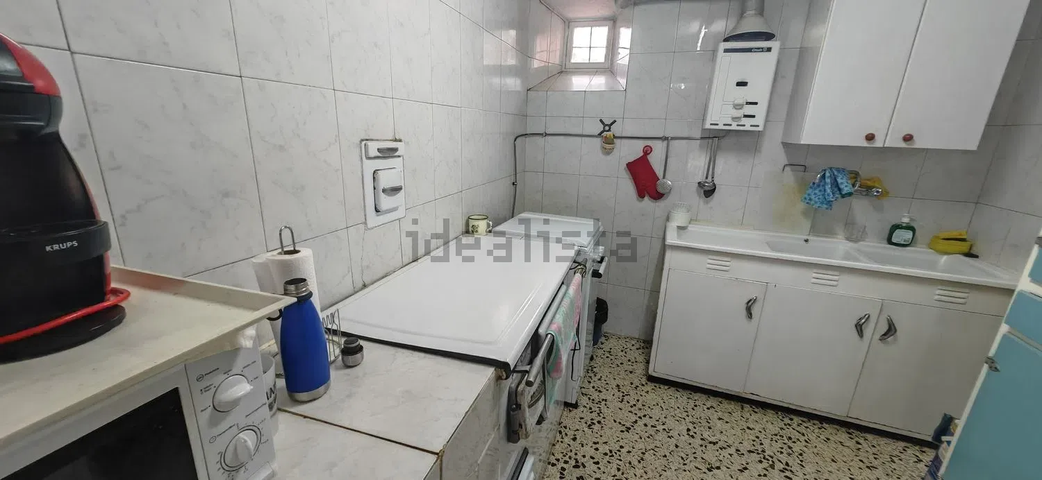 Imagen Baño de casa de pueblo en Cementerio, 2