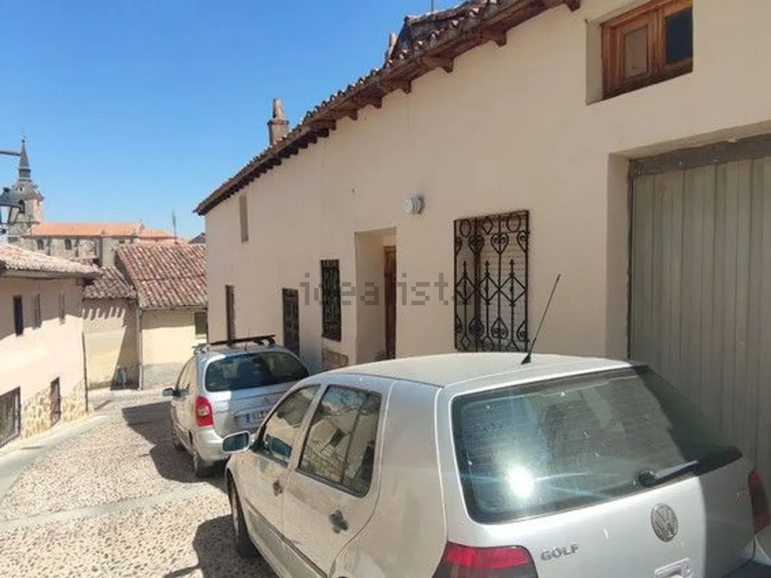 Imagen de chalet adosado en Calle Larga, 31