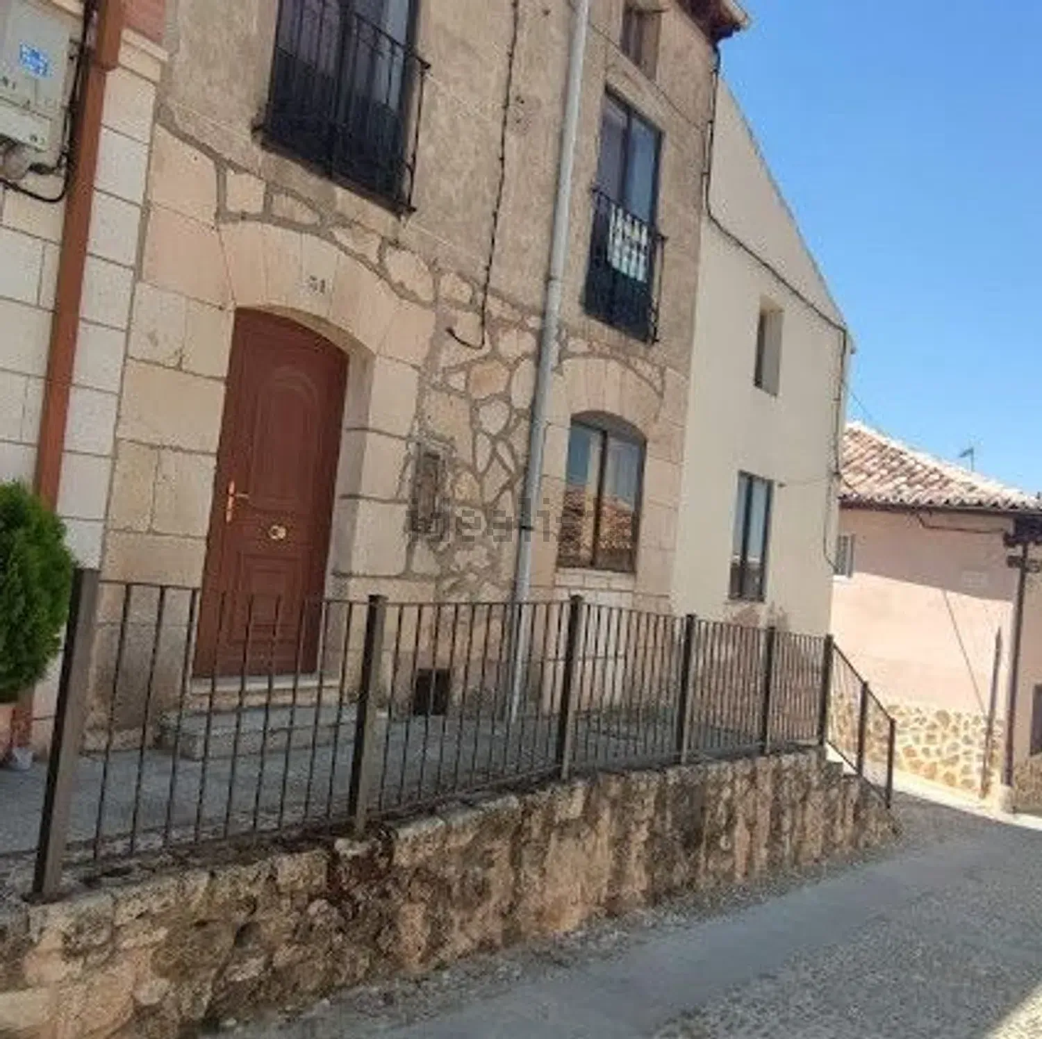 Imagen Vistas de chalet adosado en Calle Larga, 31