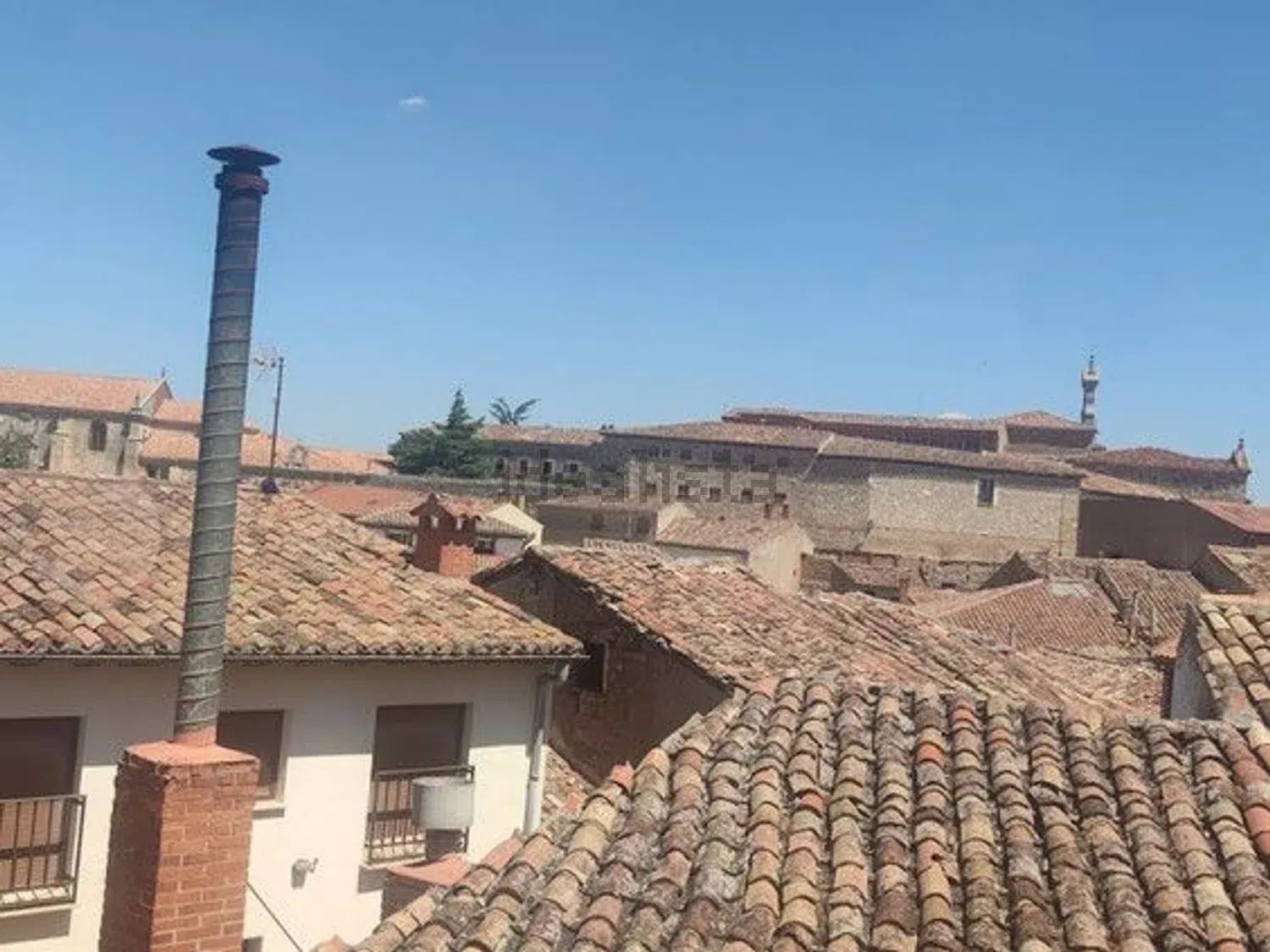 Imagen de chalet adosado en Calle Larga, 31