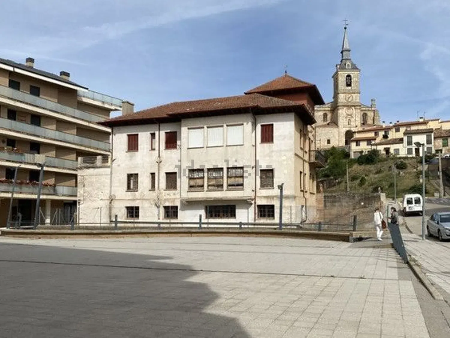 Imagen Vistas de chalet adosado en Travesía Madrid-Irún s/n