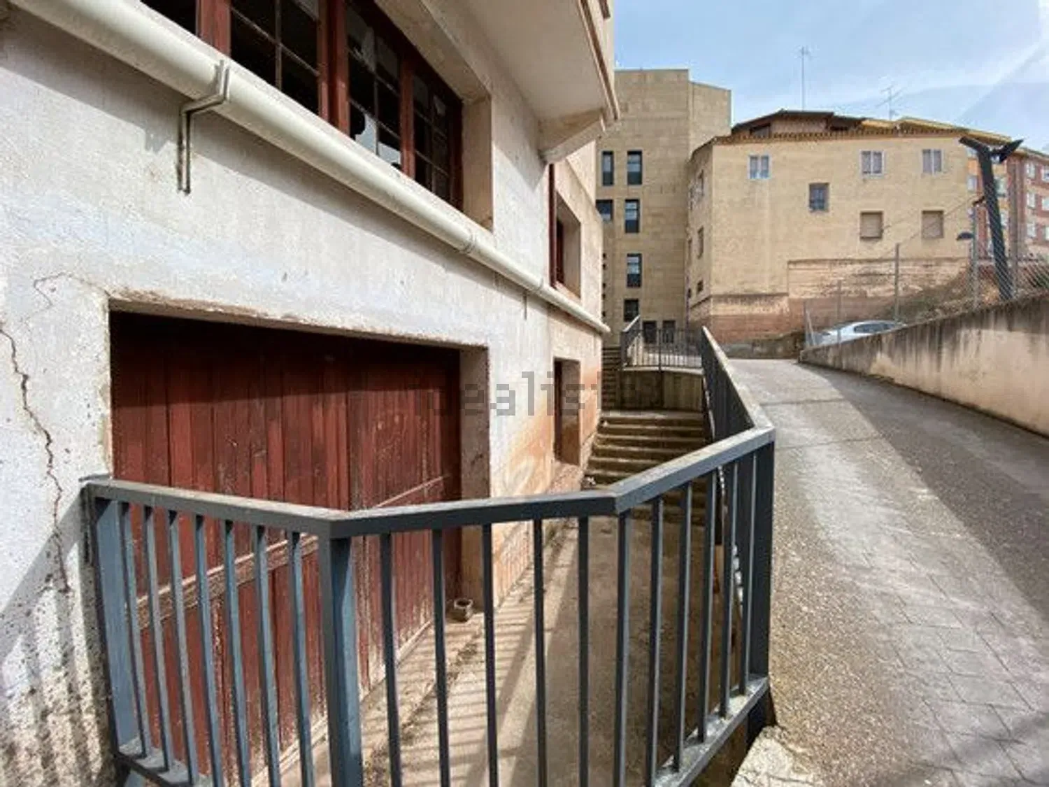 Imagen Vistas de chalet adosado en Travesía Madrid-Irún s/n